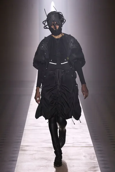 Look 5